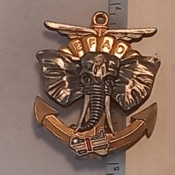 Insigne des éléments français d'assistance opérationnelle en Centrafrique (EFAO)