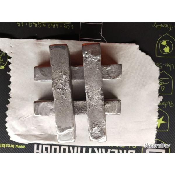 Lot de 8 lingots de plomb  fondre mal coul