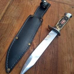 Couteau de Chasse CROIX SAINT JACQUES avec Fourreau en Cuir