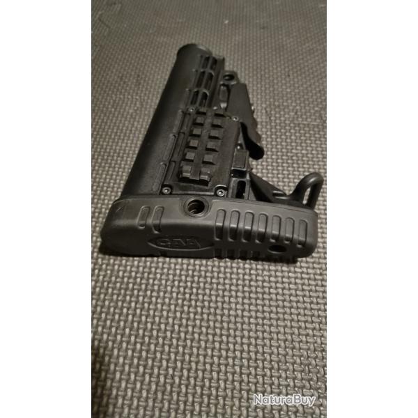 Crosse AR 15 CBS de marque CAA tactical