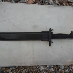BAIONNETTE  COURTE POUR   GARAND FABRIQUANT   UC