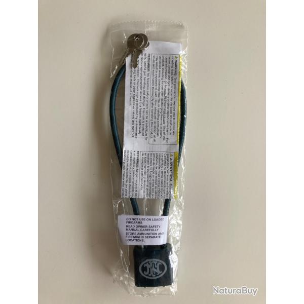 CABLE DE SECURITE A CLEF POUR ARMES FN HERSTAL