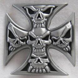PINS BADGE SKULL IRON CROSS  - Ref.34