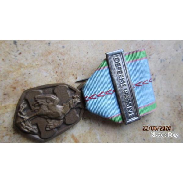 ordre mdaille de la libration (commmorative) barrette DEFENSE PASSIVE sans boite seconde guerre