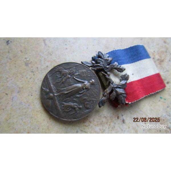 ordre mdaille MEDAILLE MINISTERE DE L'INTERIEUR DEVOUEMENT EN BRONZE Police