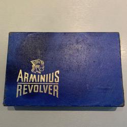 Ancienne boîte revolver Arminius