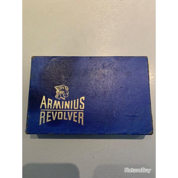 Ancienne bote revolver Arminius