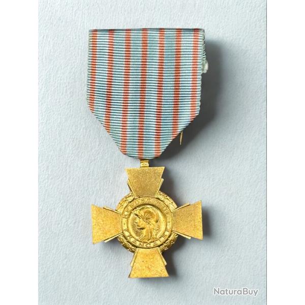 (15.003) Croix du Combattant