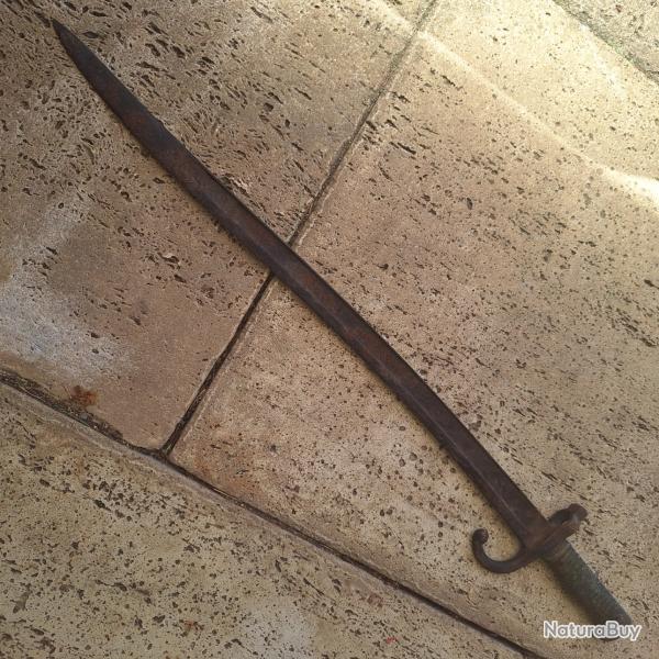 Baonnette de chassepot de grange.