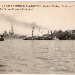 CPA - Marine Militaire -catastrophe de Liberté -Toulon 25Sept 6h du matin La Liberté coule N°1590