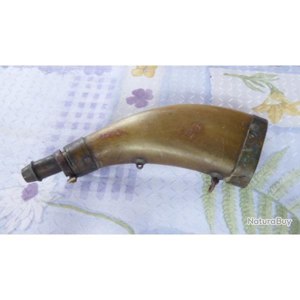 VIDE ! VIDE ! POIRE A POUDRE EN CORNE EN L ETAT