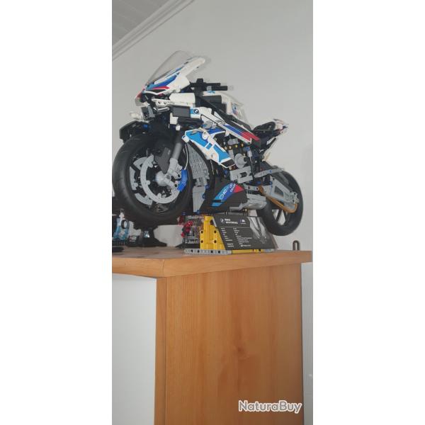 BMW M1000 RR 1/8me LEGO