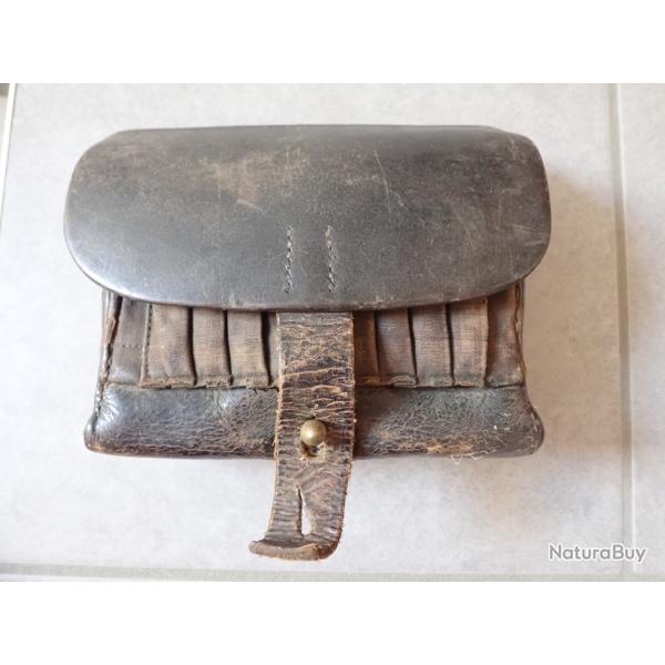 1889 Cartouchire fusil VETTERLI suisse. Giberne