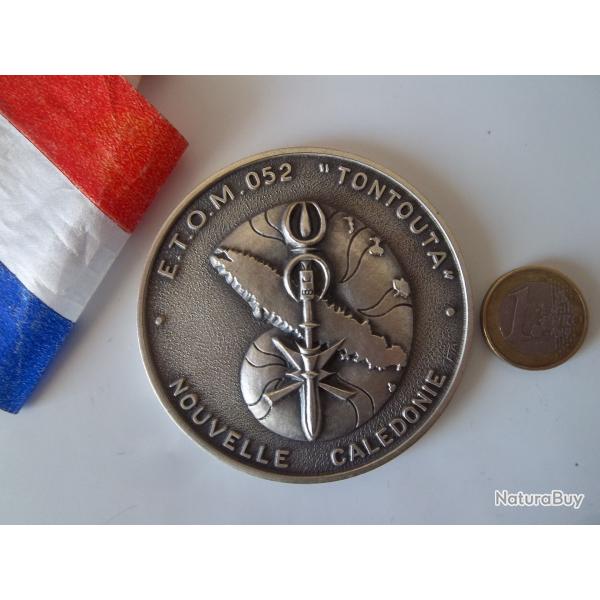 plaque 152 grs escadron transport Outremer la Tontouta Nouvelle Caldonie