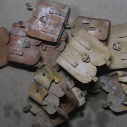 Lot 14 portes chargeurs pour MAS 49 49/56 en cuir Ref @