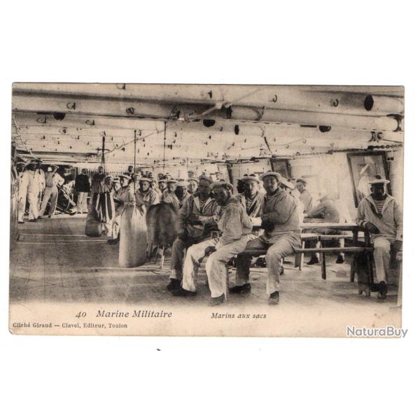 CPA - Marine Militaire - Marins aux sacs N3120