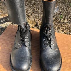 RANGERS  brodequins T 40 authentiques Armée Française cuir gothique chasse ÉTAT NEUF