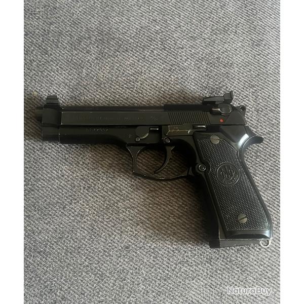 Beretta 92FS Cal.9mm parabellum en trs bon tat