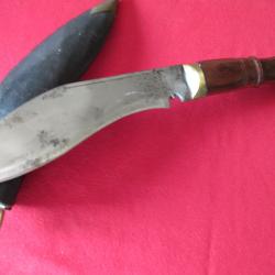 Koukri , arme symbolique des ghurkas..