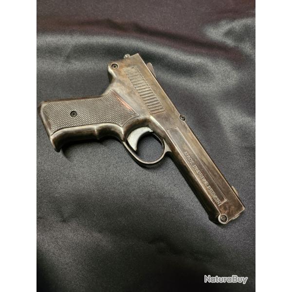 Pistolet a air comprim UMA SP50