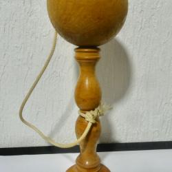ANCIEN BILBOQUET