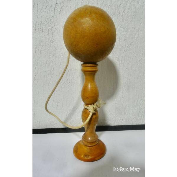 ANCIEN BILBOQUET