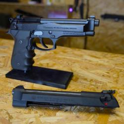 PROMO   OCCASION Pistolet BERETTA 92 FS Brigadier calibre 9x19 + Conversion BERETTA 92 FS cal.22 lr