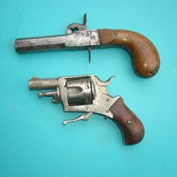 2 pistolets anciens 1  bulldog  ,pistolet coup poing 19 eme
