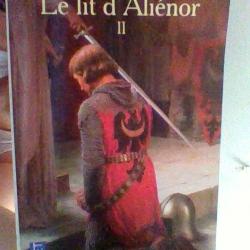 Le lit d'Aliénor tome 2 par Mireille Calmel - Pocket -