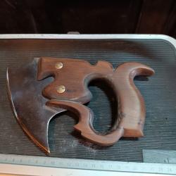 Ancien outil de coupe couteau hachoir ou autres a déterminé