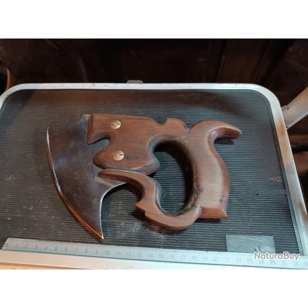 Ancien outil de coupe couteau hachoir ou autres a dtermin