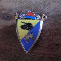 insigne émail ancien chasseurs d afrique  / 28 Bd de strasbourg