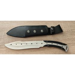 Couteau tactique ou de chasse