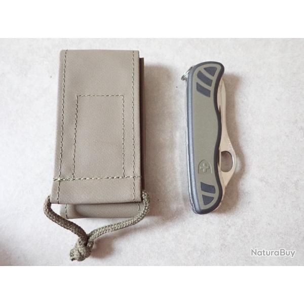 2024 Couteau Mdle 2008 de dotation arme suisse - Multi-lames. Trs coupant ! + Pochette Ide cadeau