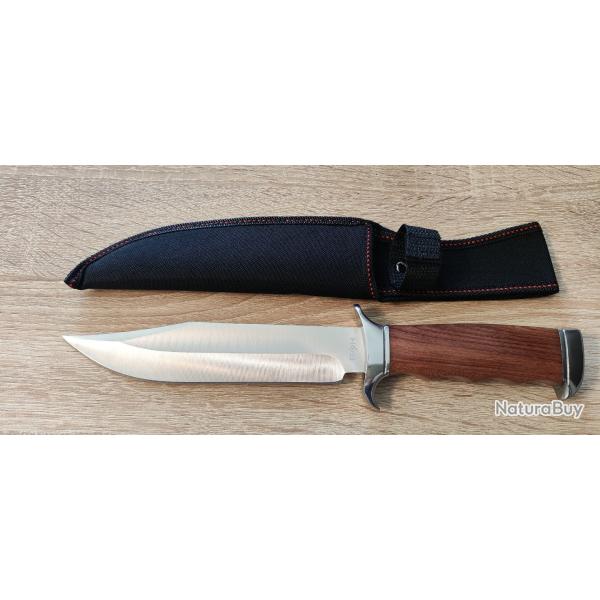 Couteau de chasse avec manche en bois