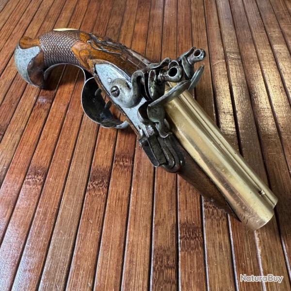 SUPERBE ET RARE LUXUEUX PISTOLET MARINE A SILEX JUXTAPOSS CANON EN BRONZE PIECE DE POUCE EN IVOIRE