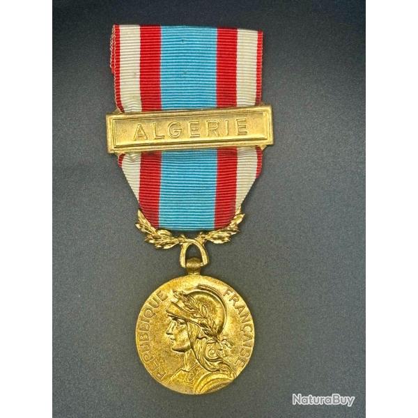 (35.004) Mdaille comm. des oprations de scurit et de maintien de l'ordre - Agrafe Algrie