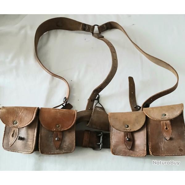 Equipement - FR419120a  Equipement cuir modle 1945