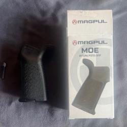 Poignée MOE pour AR15/M4/M16 MAGPUL Noire