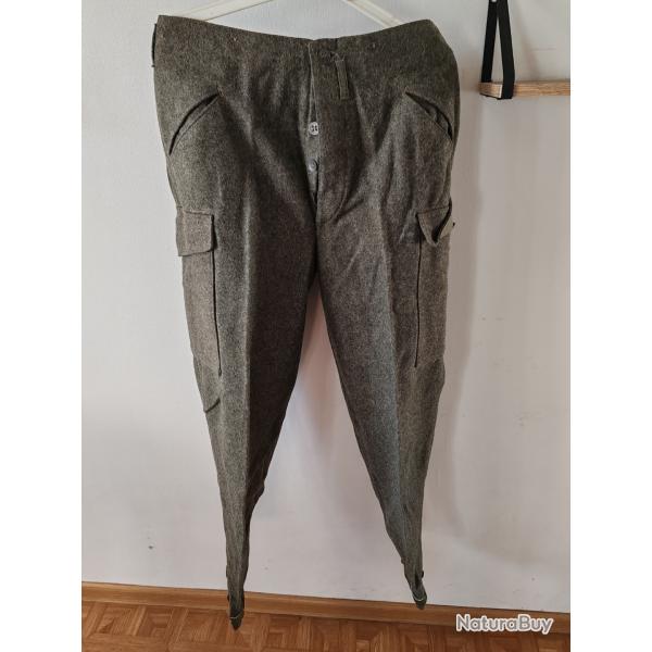PANTALON FELDGRAU ARME SUEDOISE DAT 1943