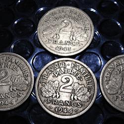 France piece de 2 francs (travail-famille-patrie) 1943 - 1944 alu  état français