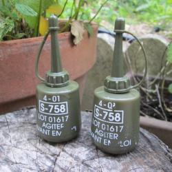 lot 2 burettes famas , d huile rempli pour armes,dodge jeep etc (etg)