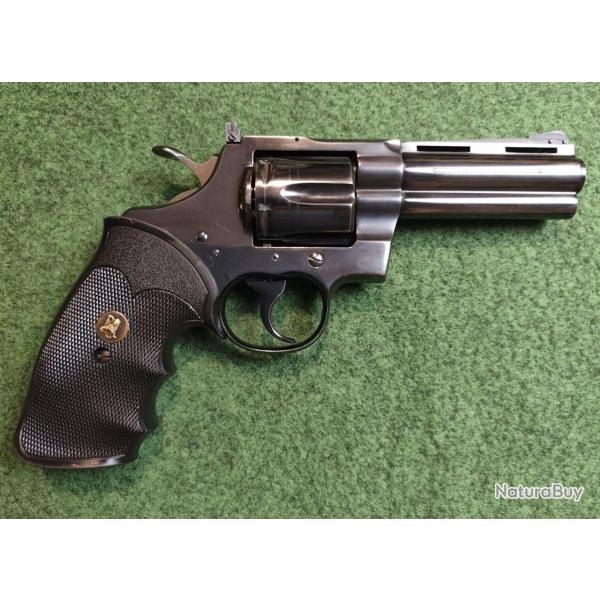 Revolver COLT modle PYTHON - Calibre .357 Mag - Canon 4" + Holster cuir (Occasion bon tat)