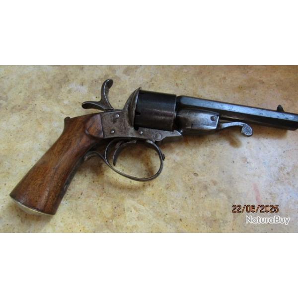 REVOLVER systme  brisure canon basculant JAVELLE guerre scession 9mm broche St Etienne Bt SGDG
