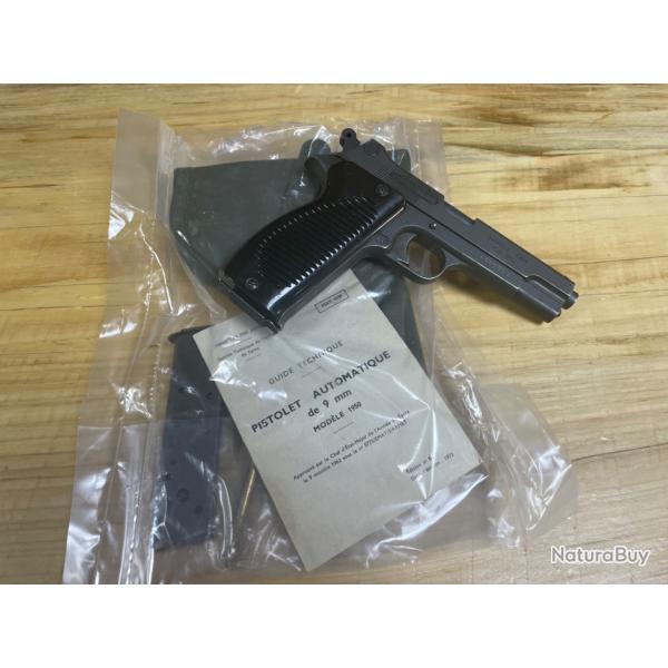 Pistolet  MAC 50