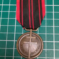MEDAILLE DE LA RESISTANCE WW2 39/45