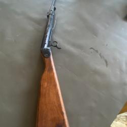 carabine a air comprime calibre 4,5 sans marque apparente, bon état
