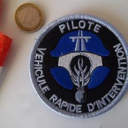 écusson militaire pilote véhicule rapide intervention gendarmerie