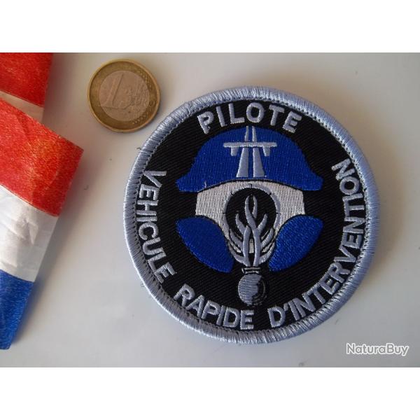 cusson militaire pilote vhicule rapide intervention gendarmerie