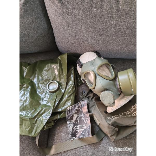 MASQUE  GAZ ARME SERBE